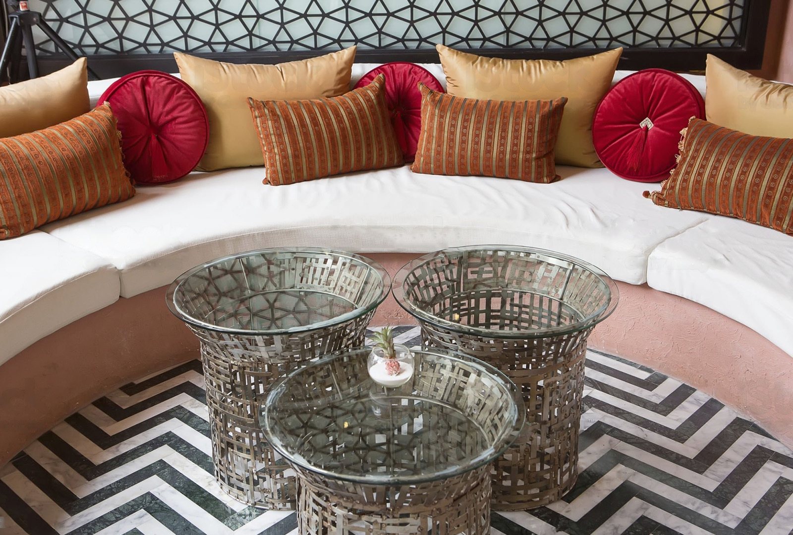 La decoration d'un salon au style marocain a Bordeaux La decoration d'un salon au style marocain a Bordeaux